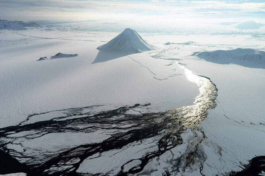 2014 ICELAND LYTRO TRIP ASSISTANT: PRESTON RICHARDSON