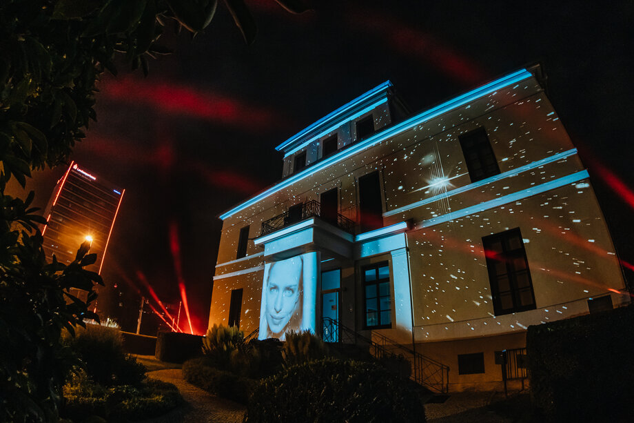 Highlight der Kultviertelnacht: Das Projection Mapping auf der Villa von Amsberg!